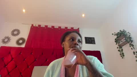 Snapshot of harleyevaans chatting on 03/08/25, 12:09 Harley Evaans online show from 03/08/25, 12:09