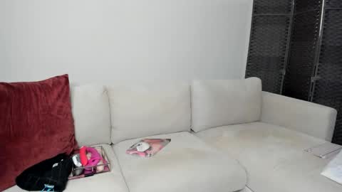 Snapshot of harmonie_marquise chatting on 10/22/25, 01:06 Harmonie Marquise online show from 10/22/25, 01:06