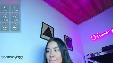Snapshot of harmony_bigbreasts chatting on 05/03/26, 06:58 HELP ME GET 100 THUMBS UP - INDEPENDENT MODEL online show from 05/03/26, 06:58