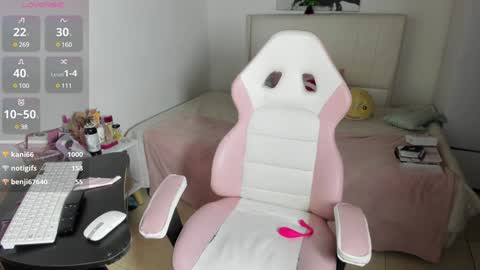 vanessa online show from 12/31/24, 02:36