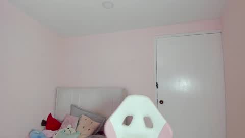 vanessa online show from 01/20/25, 04:34