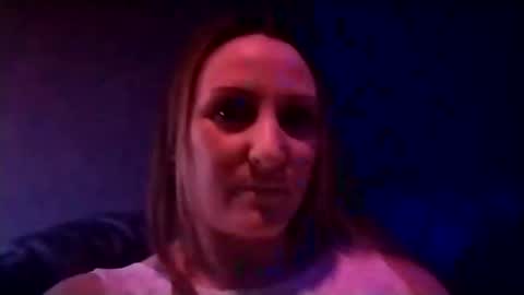 Snapshot of harmony_rose_xoxo chatting on 01/15/25, 02:17 Harmony online show from 01/15/25, 02:17