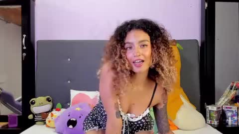 Snapshot of harmonyy_hill chatting on 07/10/26, 07:01 Harmony Hill online show from 07/10/26, 07:01