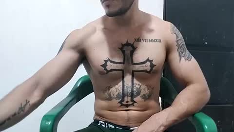 Snapshot of haroldsepulveda chatting on 12/21/24, 06:30 BOY HOT online show from 12/21/24, 06:30