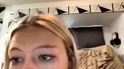 Snapshot of harper7381088 chatting on 10/10/25, 06:51 Harper online show from 10/10/25, 06:51