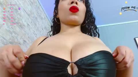 harper_ziu online show from 11/22/25, 12:04