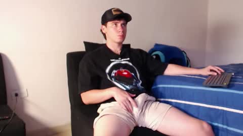 Sebastian online show from 10/20/25, 08:09