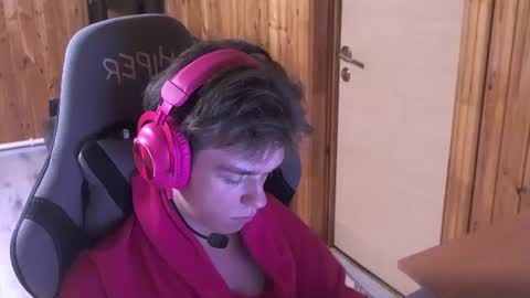 harry_gray_ online show from 07/16/26, 04:13