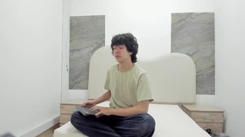 HARRY online show from 03/31/26, 12:38