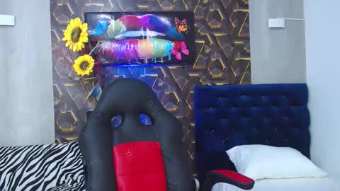 Harry online show from 10/13/25, 03:23