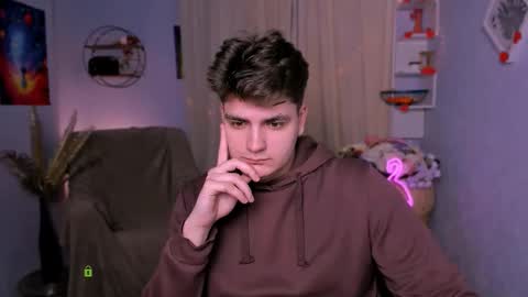 Snapshot of harry_luk chatting on 03/02/26, 07:37 Harry online show from 03/02/26, 07:37