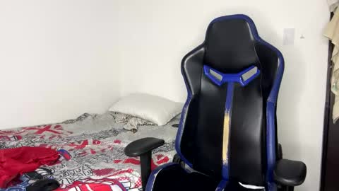 harry_p01 online show from 09/11/25, 02:22