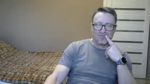 Snapshot of harrysnake chatting on 12/21/24, 06:09 HarrySnake online show from 12/21/24, 06:09