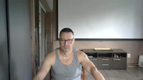 Snapshot of harrysnake chatting on 09/12/25, 08:03 HarrySnake online show from 09/12/25, 08:03