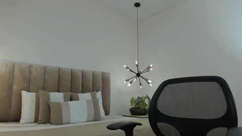 Snapshot of harryy_joness chatting on 02/28/25, 05:59 Harry Jones online show from 02/28/25, 05:59