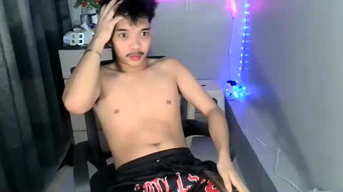 Michael18 online show from 03/09/25, 02:39