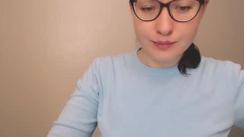 Snapshot of hartfoxx chatting on 12/19/25, 11:56 hartfoxx online show from 12/19/25, 11:56