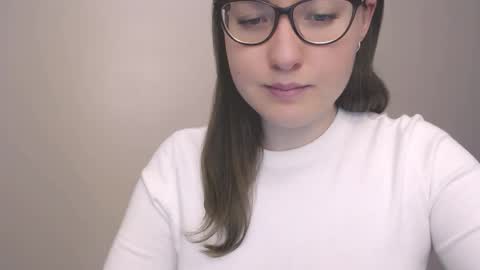 Snapshot of hartfoxx chatting on 02/04/26, 10:04 hartfoxx online show from 02/04/26, 10:04