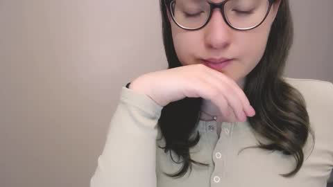 Snapshot of hartfoxx chatting on 02/13/26, 06:15 hartfoxx online show from 02/13/26, 06:15