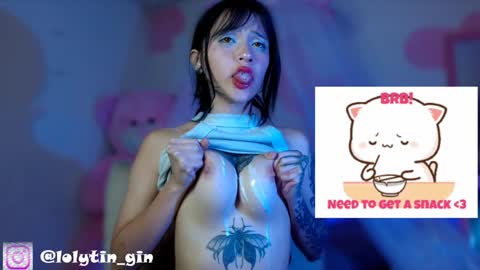 Im Emily and I could be the love of your life    online show from 02/05/25, 01:15