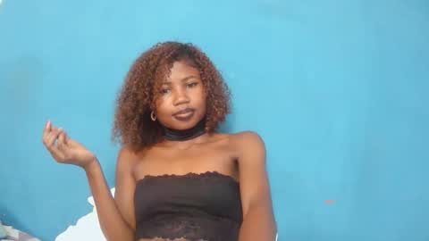 Snapshot of hasleyinah chatting on 05/23/26, 11:47 hasleyinah online show from 05/23/26, 11:47