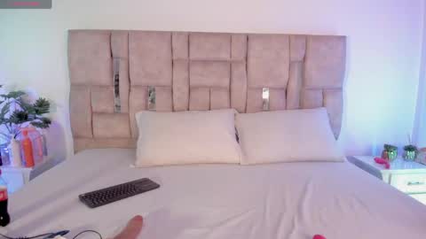 hasret_sesim online show from 04/24/26, 04:04