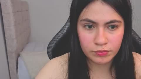 hasszul_2 online show from 04/15/26, 06:59