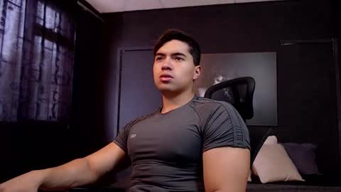 hat_guy01 online show from 03/09/26, 08:57