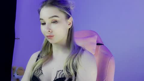 Anna online show from 03/31/26, 09:15