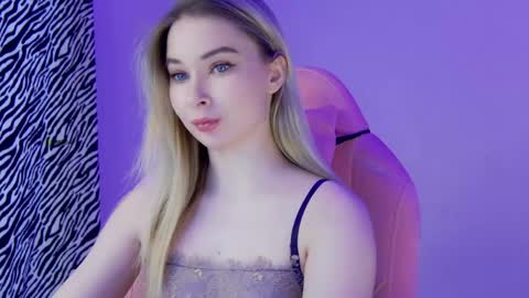 Anna online show from 04/20/26, 10:51