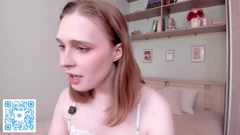 Mia online show from 04/03/26, 08:01