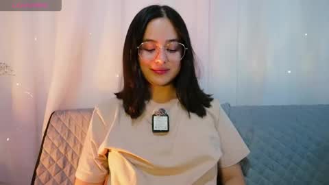 hawaiibliss online show from 04/28/26, 01:37