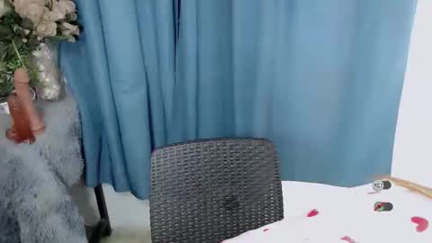 haylee online show from 12/05/25, 01:58