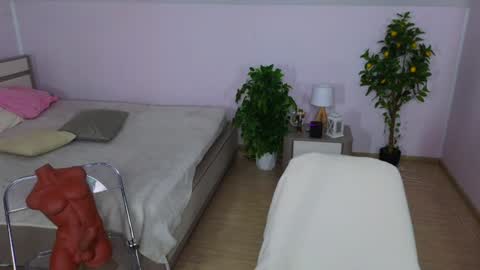 Hayle online show from 02/03/25, 02:36