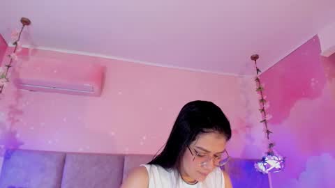 haylenpark online show from 11/26/25, 10:05