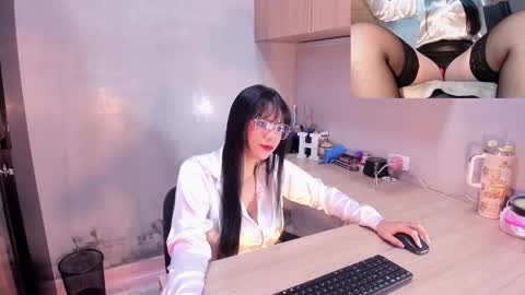 haylenpark online show from 12/21/25, 11:39