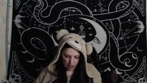 Hayle Woods online show from 12/05/24, 03:15