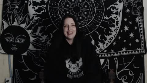 Hayle Woods online show from 12/23/24, 02:45