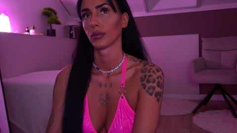 Snapshot of hayleybabe4 chatting on 03/01/26, 10:01 Hayley online show from 03/01/26, 10:01