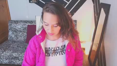 hayley miller online show from 02/12/25, 08:59