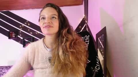 hayley miller online show from 03/08/25, 07:05