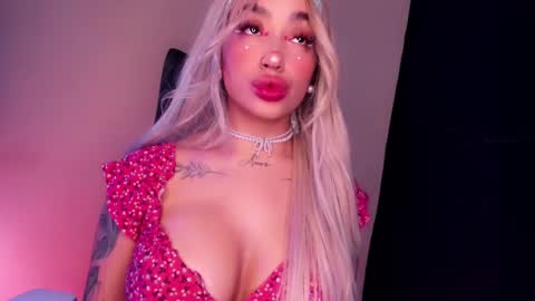 Marie online show from 02/01/26, 05:06