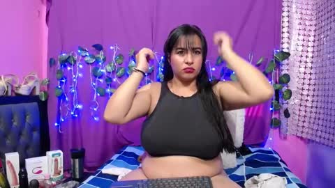 hazel online show from 02/12/25, 07:24