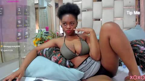 Snapshot of hazel_lanee chatting on 05/13/26, 07:06 hazel_lanee online show from 05/13/26, 07:06