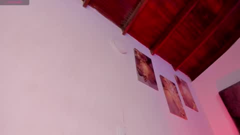 Snapshot of hazel_shy chatting on 02/28/25, 01:37 Im Hazel online show from 02/28/25, 01:37