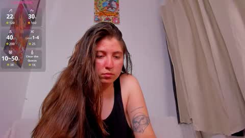Snapshot of hazel_shy chatting on 03/19/26, 11:31 Im Hazel online show from 03/19/26, 11:31