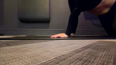 Hazel online show from 10/29/25, 02:08