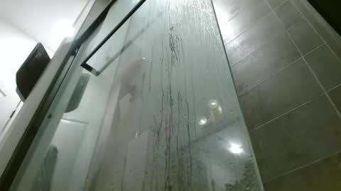 Hazel online show from 01/11/26, 04:23