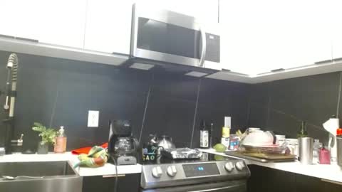 Hazel online show from 02/10/26, 03:16