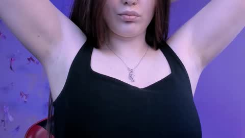 Snapshot of hazel_sullivan chatting on 05/04/26, 12:23 Hazel online show from 05/04/26, 12:23
